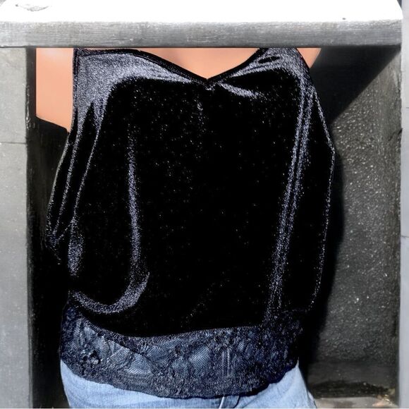NWT💄Forever 21 Black Velvet & Lace Cami - Black💄 - Picture 6 of 11